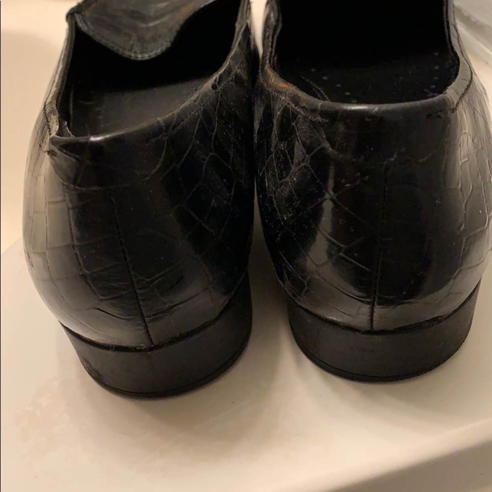 Shoes - Picture 2 of 6